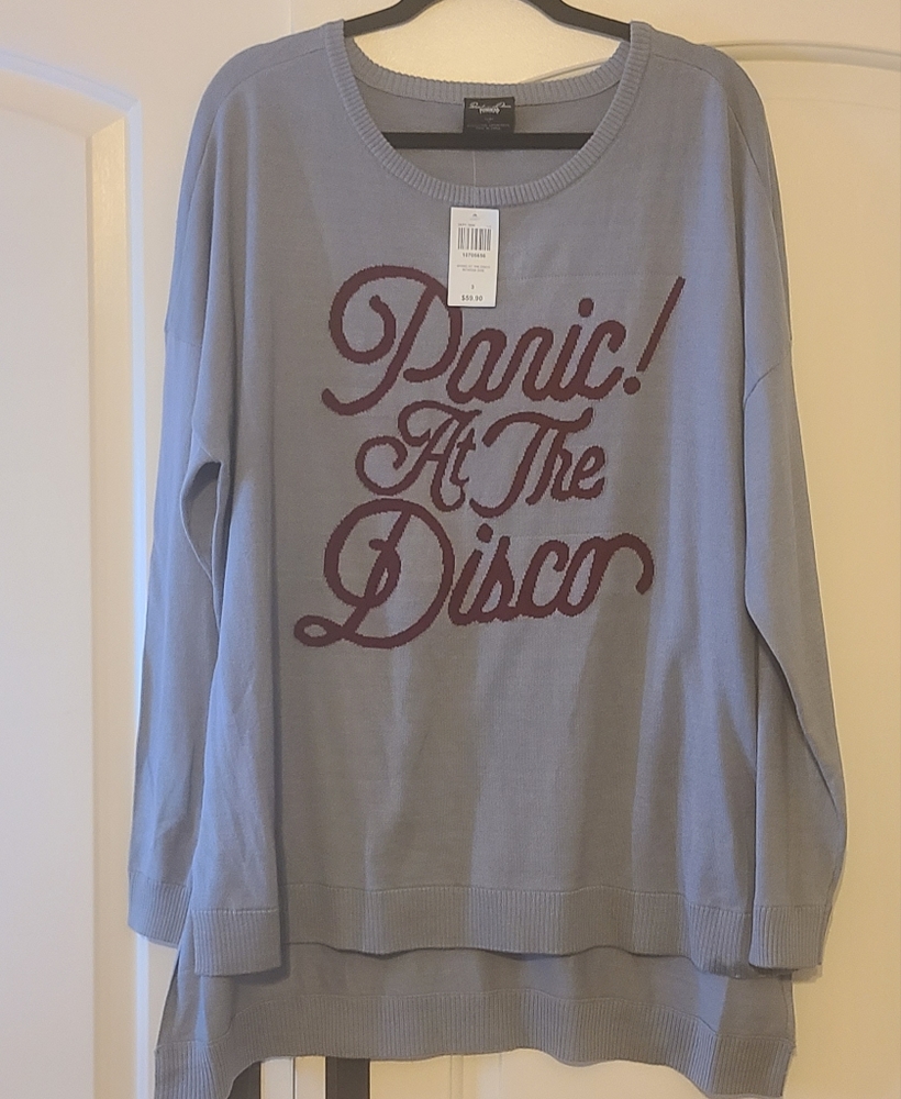 NWT Hot Topic Size 3 Panic at the Disco Sweater